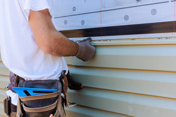 Trusted Storm Damage Siding Repair service in Tarpon Springs, FL - Creative Siding